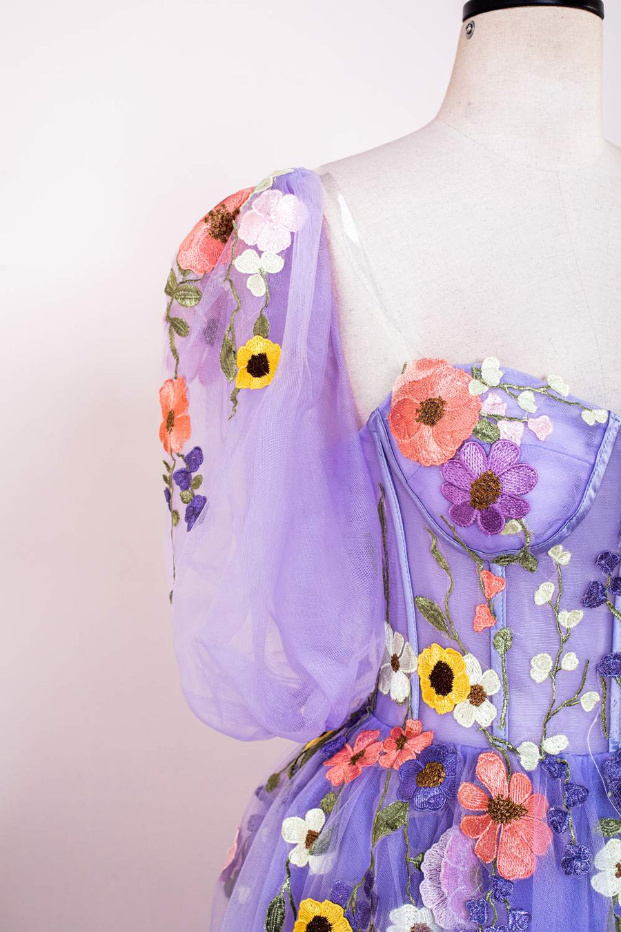 Lavender Floral Appliques Puff Sleeves A-line Long Prom Dress Lavender / US 6
