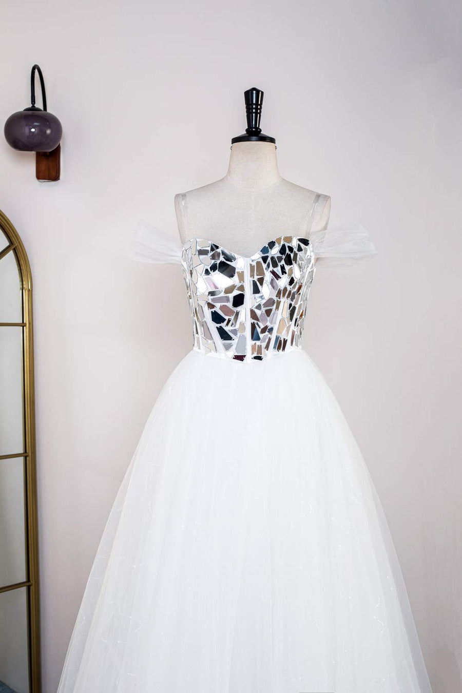 White Mirror-Cut Sequined Top A-line Tulle Long Prom Dress