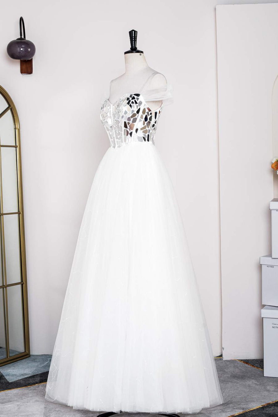 White Mirror-Cut Sequined Top A-line Tulle Long Prom Dress