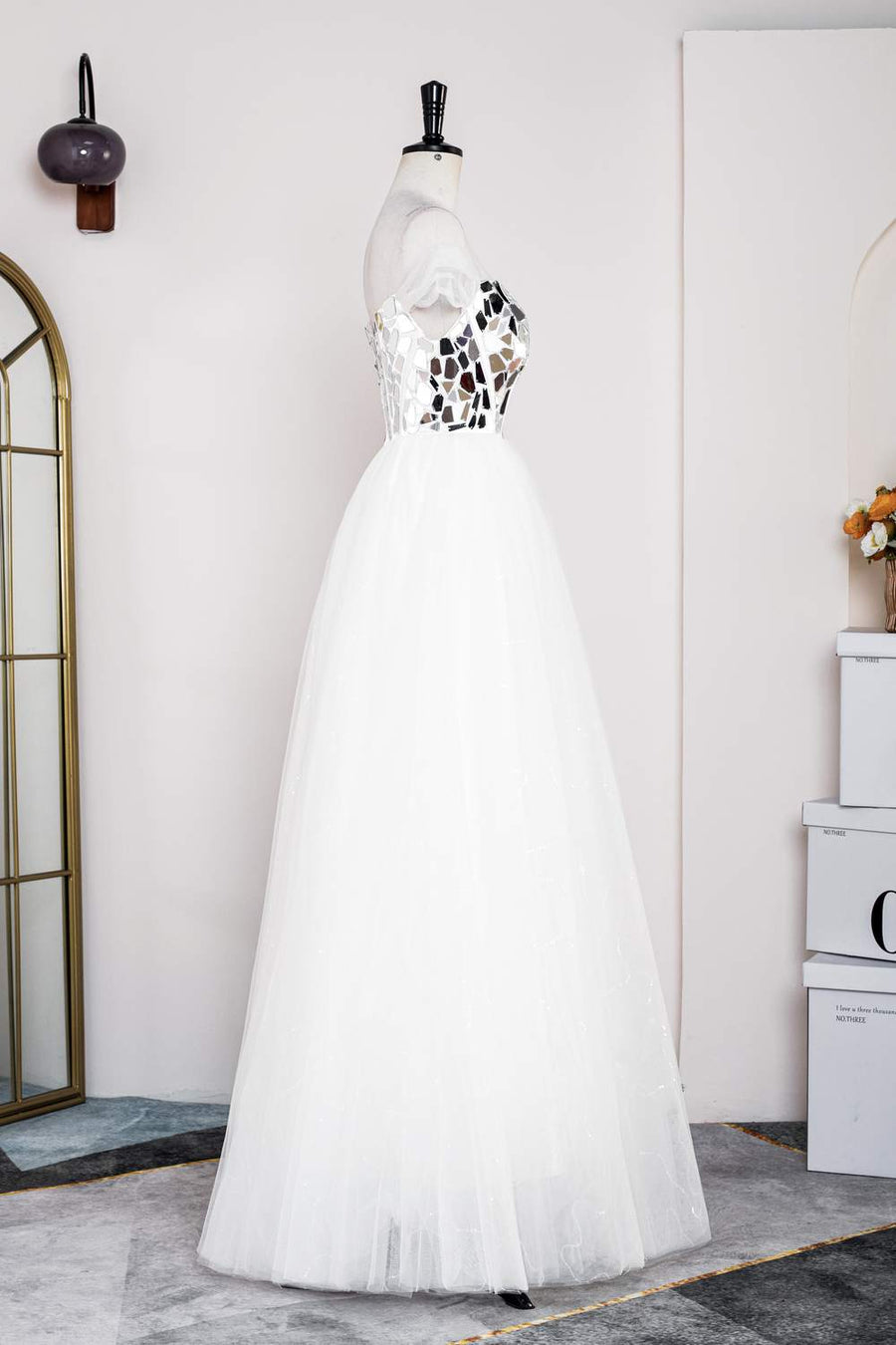 White Mirror-Cut Sequined Top A-line Tulle Long Prom Dress