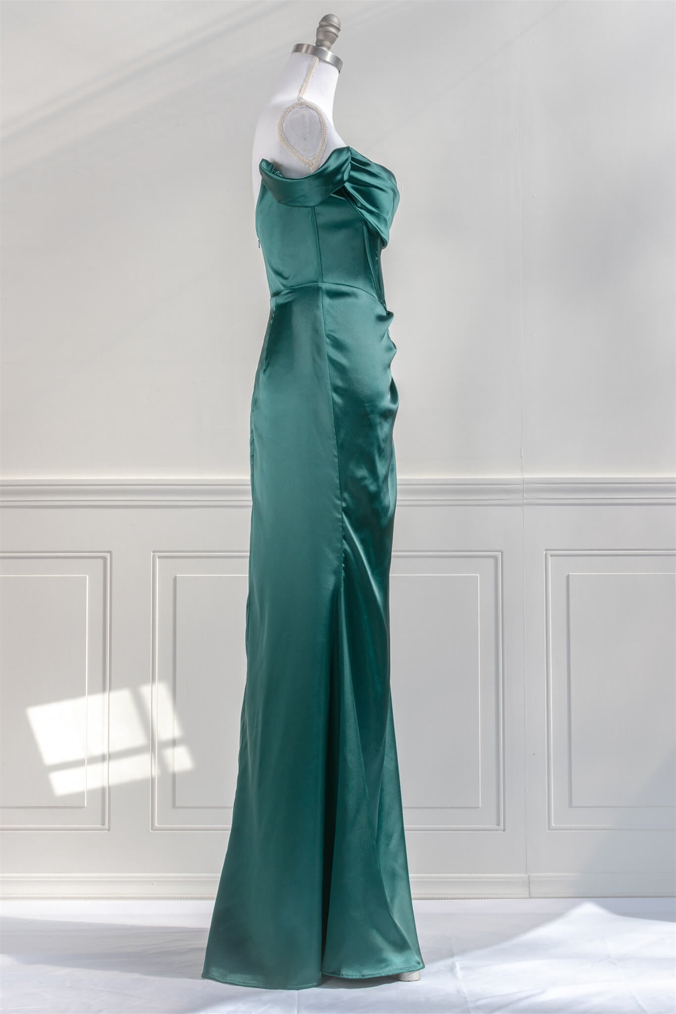 Hunter Green Off-the-Shoulder Satin Mermaid Long Prom Dress with Slit