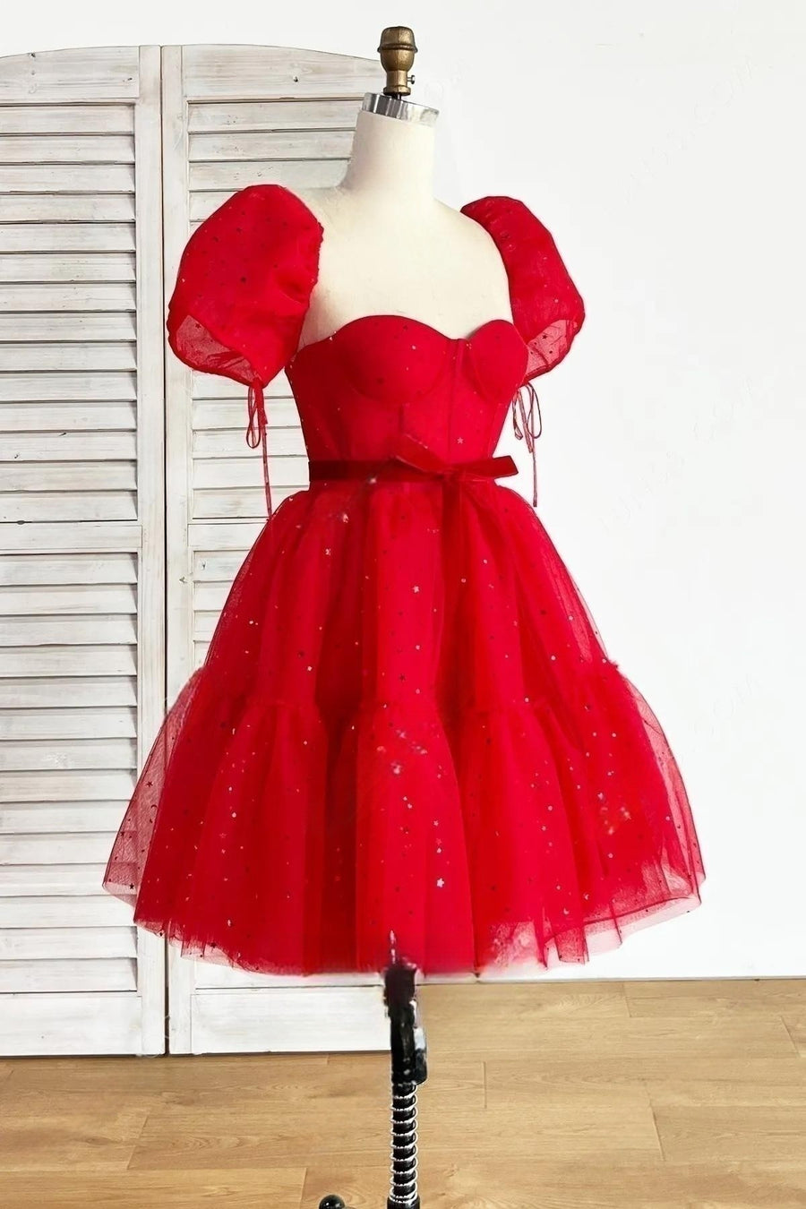 Red A-line Stars Puff Sleeves Tulle Homecoming Dress with Sash