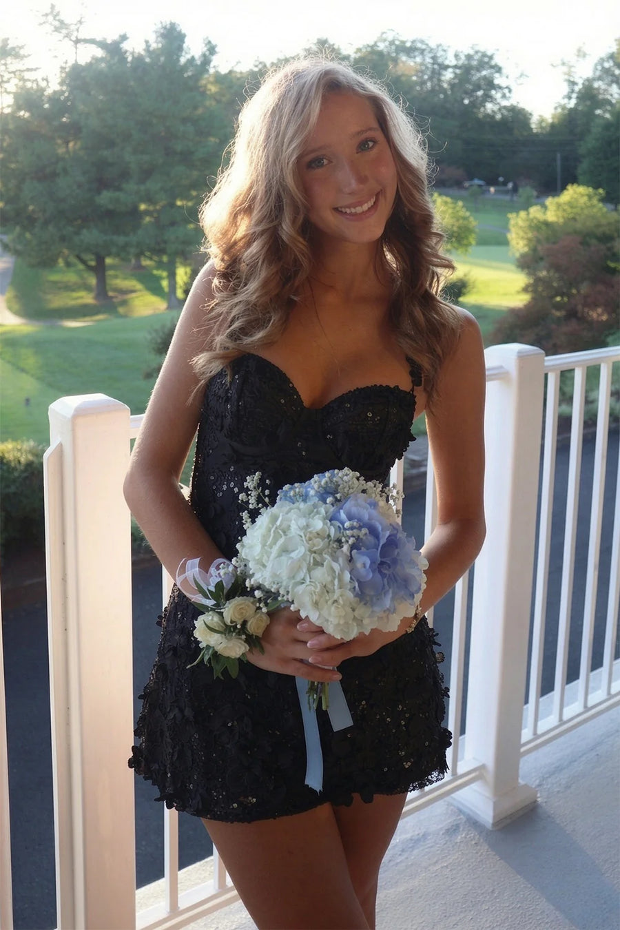 Sweetheart Sleeveless Floral Lace A-Line Mini Party Homecoming Dress