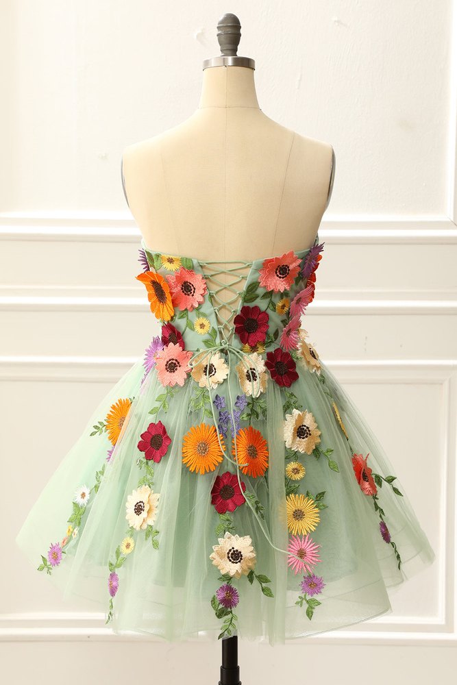 Light Green Strapless 3D Appliques Tulle Homecoming Dress | Joyofdress Light Green Strapless 3D Appliques Tulle Homecoming Dress | Joyofdress