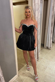 Black A-line Off-the-shoulder Sequin Satin Mini Homecoming Dress