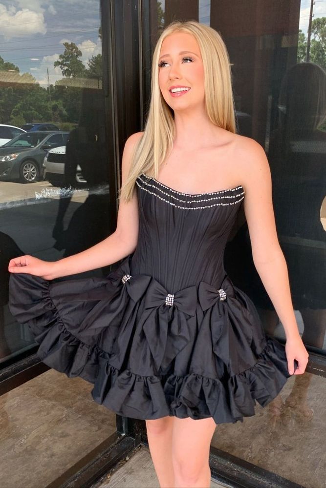 Strapless Black Ruffle Short Dress with Bow Homecoming Dress