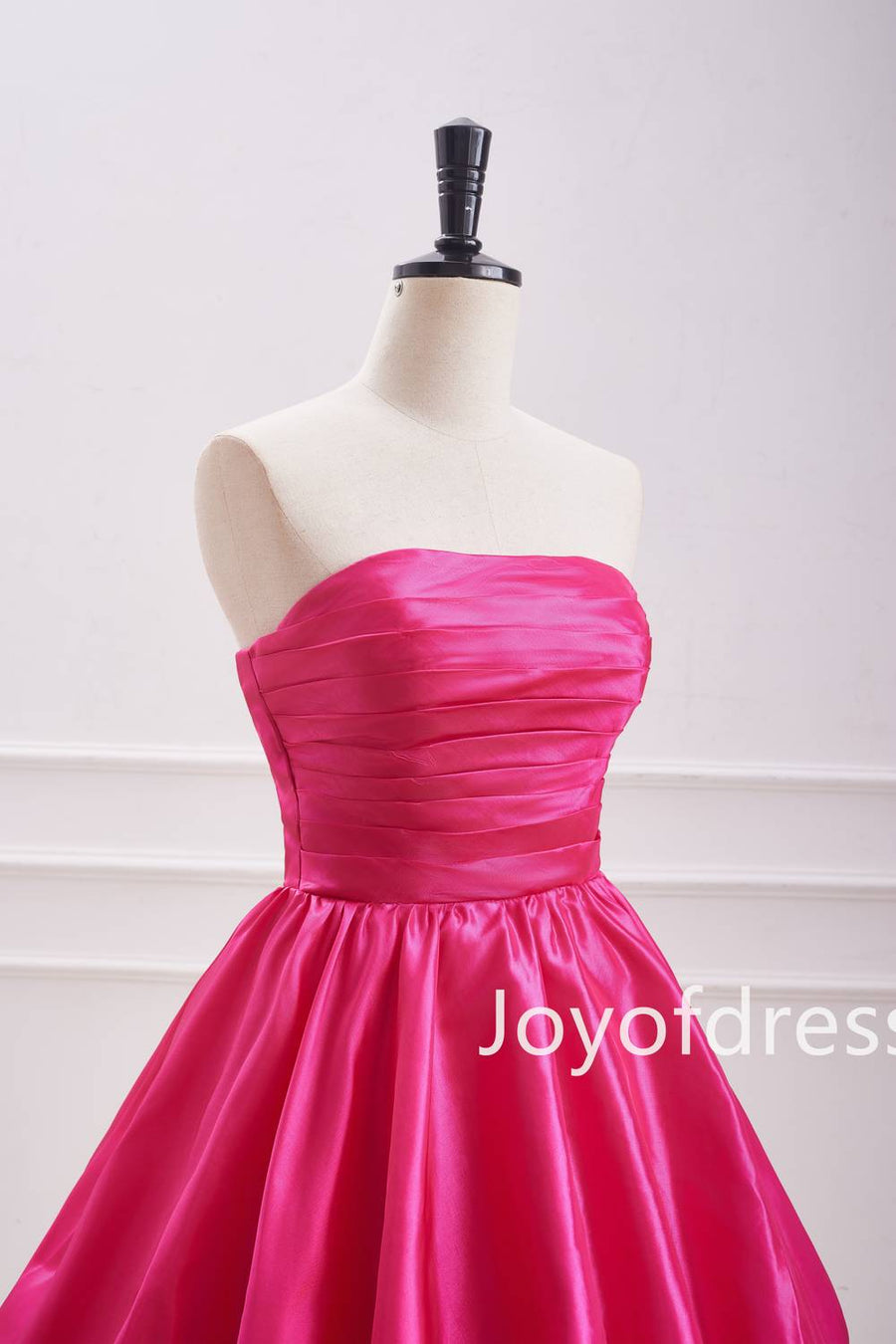 Cute A-Line Strapless Fuchsia Pleated Short Dress