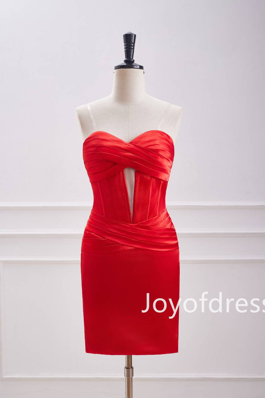 Sweetheart Red Keyhole Ruched Bodycon Homecoming Dress