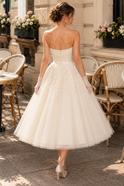 Classic Sweetheart Strapless Satin And Tulle Appliques Midi Wedding Dress