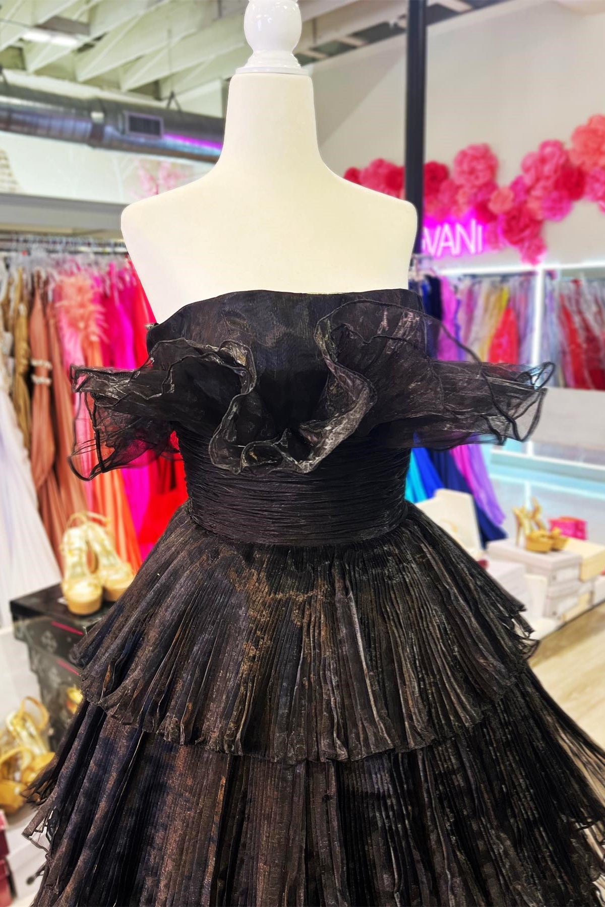 Black Strapless Ruffled Layers Tulle Long Prom Dress
