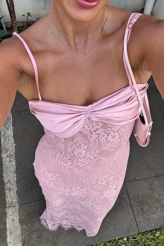 Spaghetti Straps Lace Floor-Length Party Prom Dress