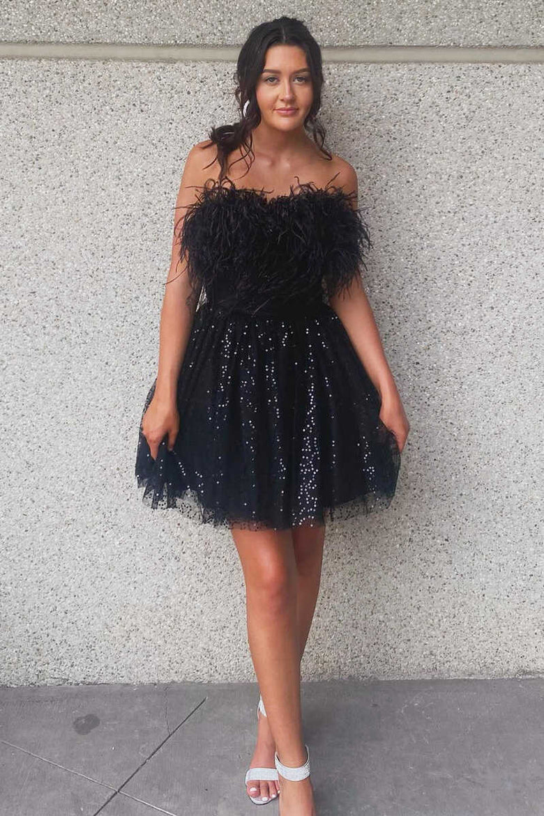 A-Line Strapless Empire Glitter Tulle Homecoming Dress