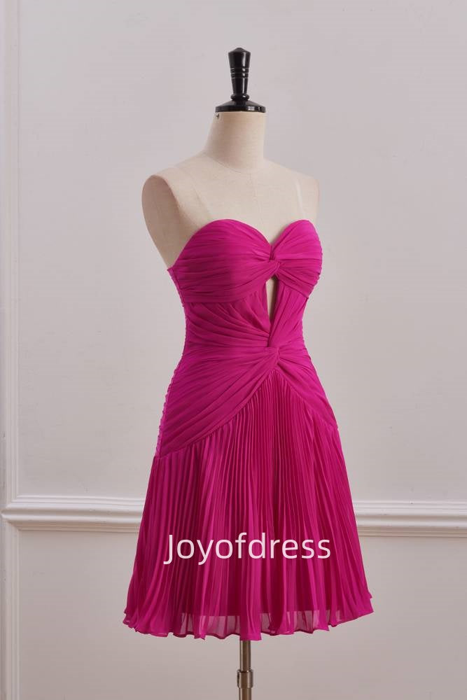 A-Line Sweetheart Strapless Pleated Homecoming Dress