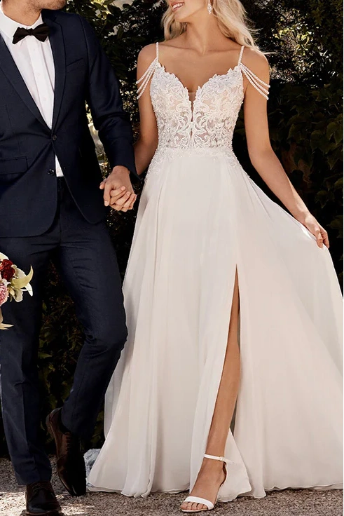 A-Line V-Neck Spaghetti Straps Appliques Wedding Dress