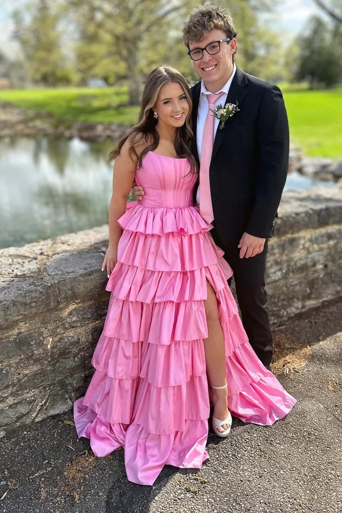 Bateau Sleeveless Satin A-Line Tiered Prom Party Dress With Slit