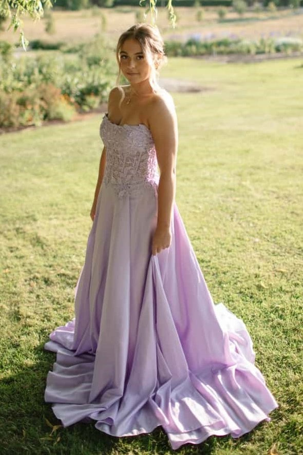 Bateau Strapless A-Line Empire Party Prom Dress With Lace Appliques