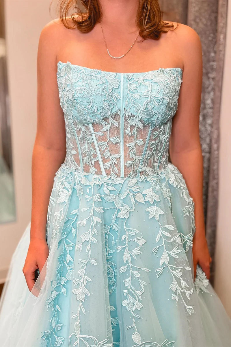 Bateau Strapless Tulle A-Line Appliques Prom Dress