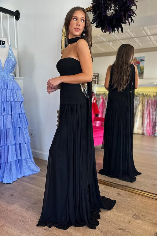Black A-Line Strapless Chiffon Party Prom Dress With Leg Slit