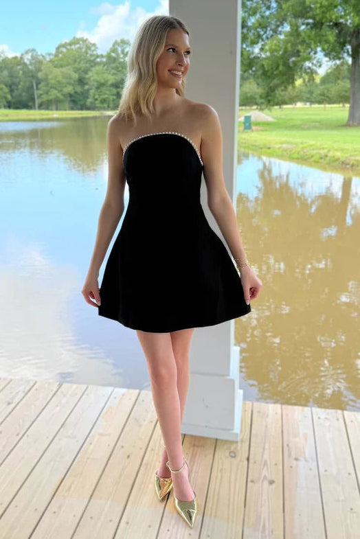 Pearl Straplss A-Line Empire Satin Short Graduation Dress