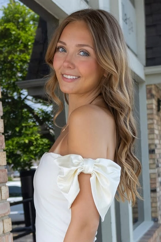 Bodycon Satin Bow Off-Shoulder Mini Homecoming Dress