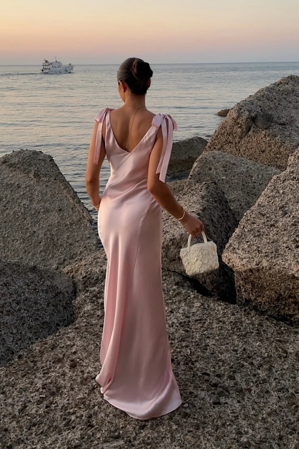 Casual Low V-Neck Straps Satin A-Line Party Prom Dress 