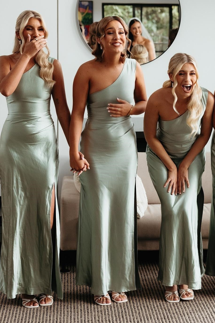 Casual Satin One Shoulder Sleeveless Sheath Bridesmaid Dress With Slit