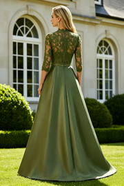 Chic A-Line V-Neck Quarter Sleeve Two Tone Mother Of The Bride Dress