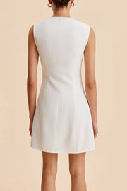 Chic Satin A-Line Round Sleeves Short Cocktail Party Dress