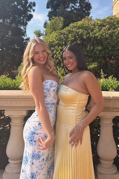 Chic Satin Mermaid Sweetheart Floral Appliques Prom Party Dress