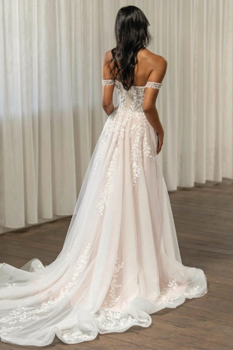 Chic Tulle A-Line Empire Off-Shoulder Lace Appliques Wedding Dress Ivory / US 2