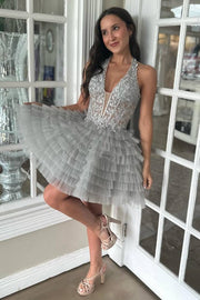 Chic Tulle A-Line V-Neck Halter Appliques Tiered 