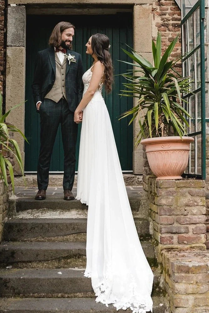 spaghetti strap v neck a line wedding dress A-Line V-Neck Embroidered Tulle Wedding Dresses with Spaghetti Strap