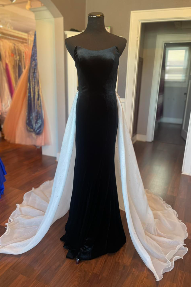 Chic Velvet Strapless Empire Prom Dress With Beaded Tulle Train