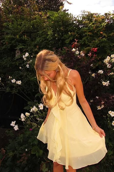 Chiffon A-Line V-Neck Sleeveless Short Summer Holiday Homecoming Dress