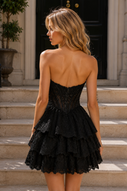 Classic Fully Lace Strapless Zipped Tiered A-Line Homecoming Dress