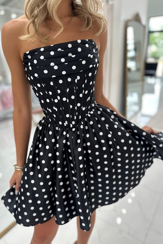 Classic Satin A-Line Strapless Empire Mini Party Homecoming Dress
