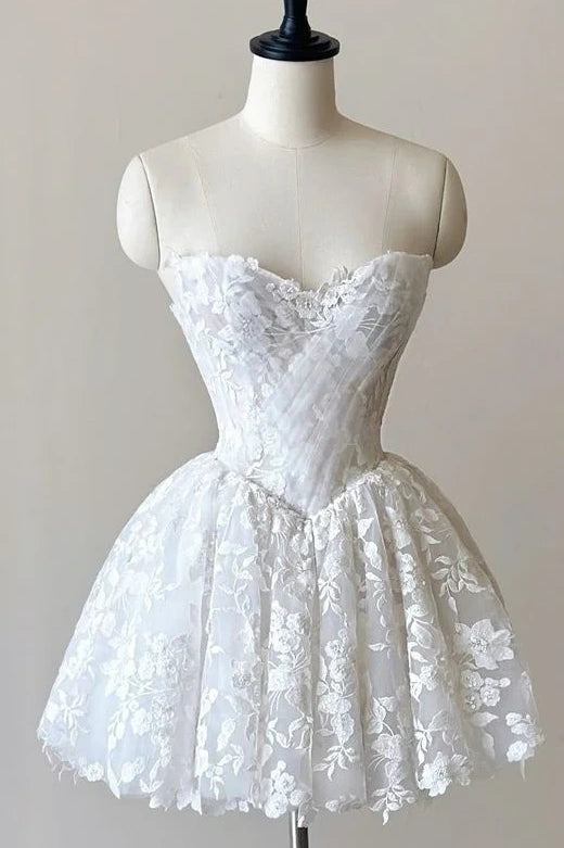 Cute Lace A-Line Empire Sweetheart Strapless Homecoming Dress