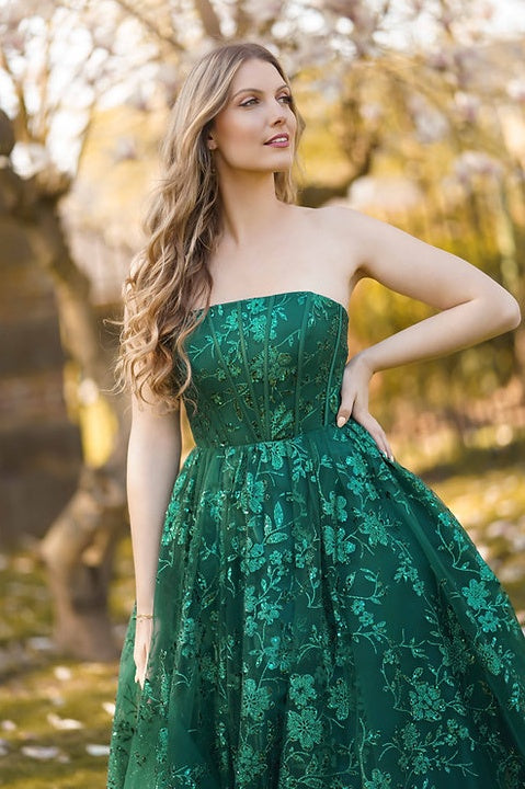 Elegant Lace A-Line Strapless Empire Long Party Prom Dress