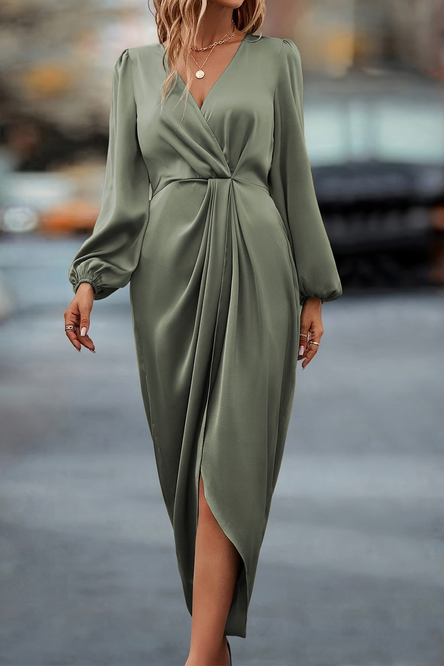 Elegant Satin V-Neck Long Sleeves Empire Cocktail Party Dress