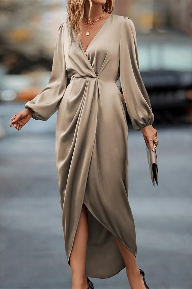 Elegant Satin V-Neck Long Sleeves Empire Cocktail Party Dress