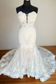 Elegant Sweetheart Strapless Sheer Lace Appliques With Train Wedding Dress