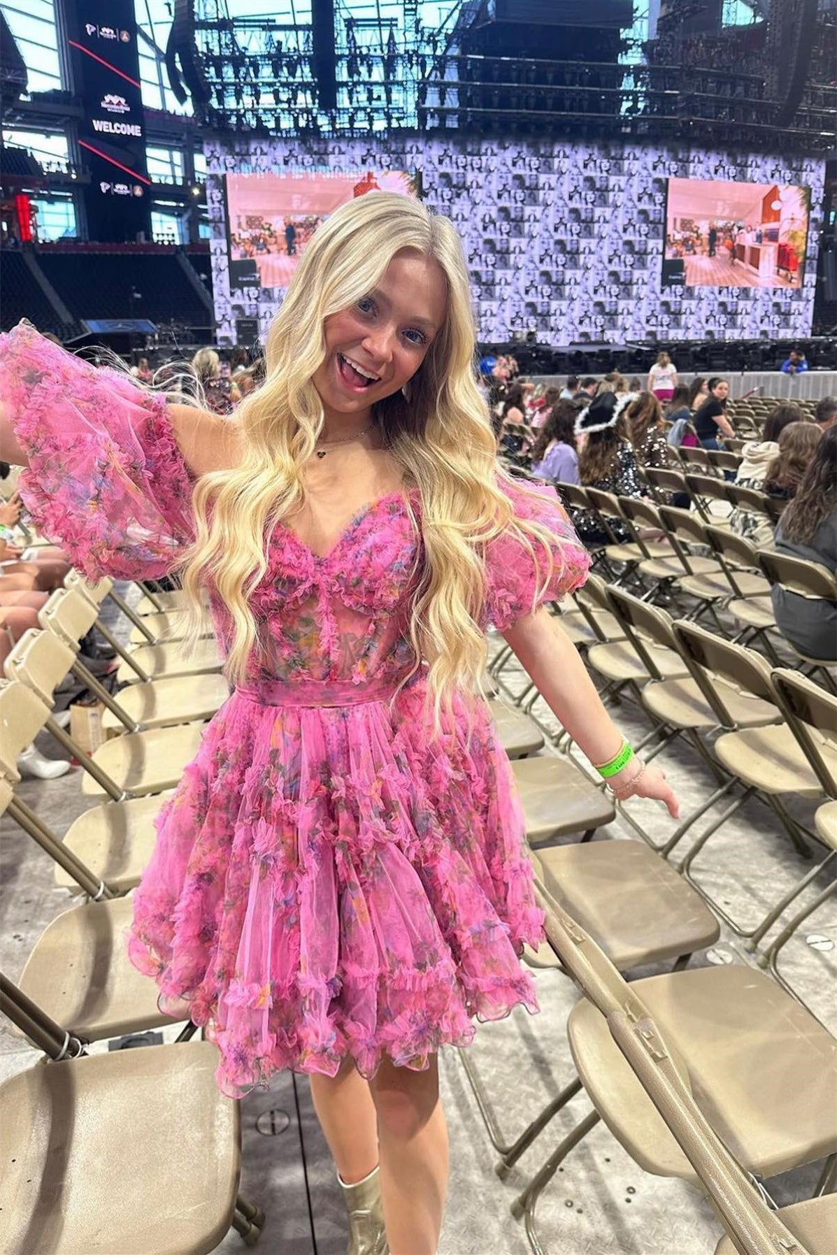 Gorgeous A Line Off the Shoulder Tulle Short Homecoming 