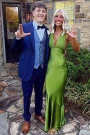Green Low V-Neck Halter Sleeveless Mermaid Satin Party Prom Dress 