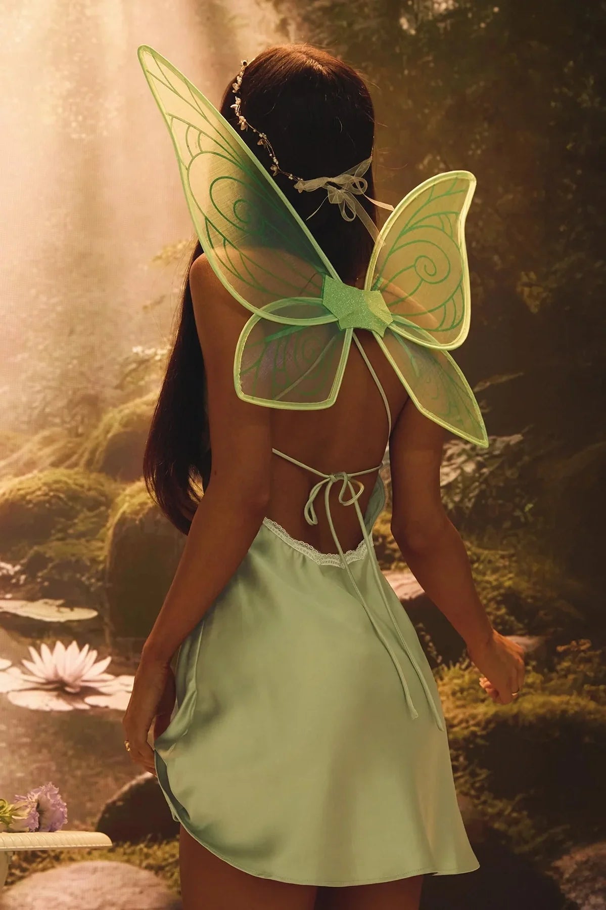 Green Satin A-Line V-Neck Sleeveless Backless Mini Homecoming Dress