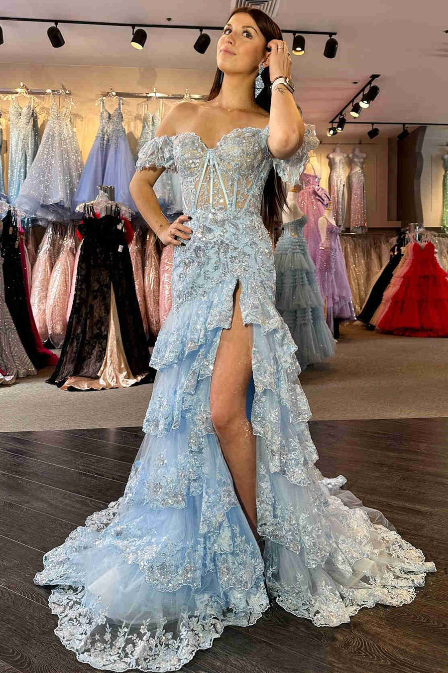 Lace A-Line Sweetheart Tiered Prom Dress With Slit And Train