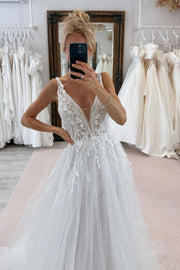 Low V-Neck Backless Tulle A-Line Appliques Wedding Dress