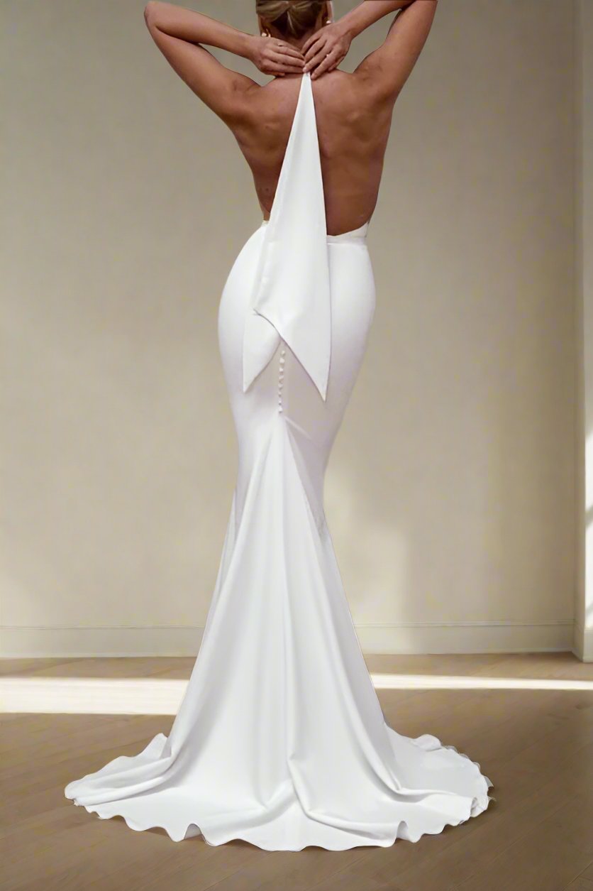 Low V-Neck Halter Open Back Mermaid Wedding Dress