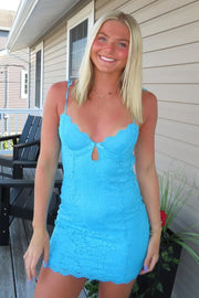 Low V-Neck Spaghetti Straps Lace Bodycon Homecoming Dress