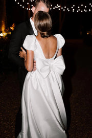Luxurious Satin A-Line V-Neck Short Sleeves Wedding Dress With Train