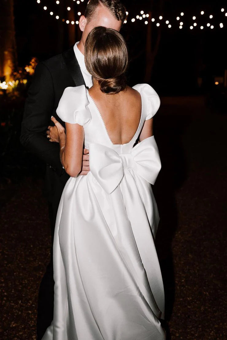 Luxurious Satin A-Line V-Neck Short Sleeves Wedding Dress With Train